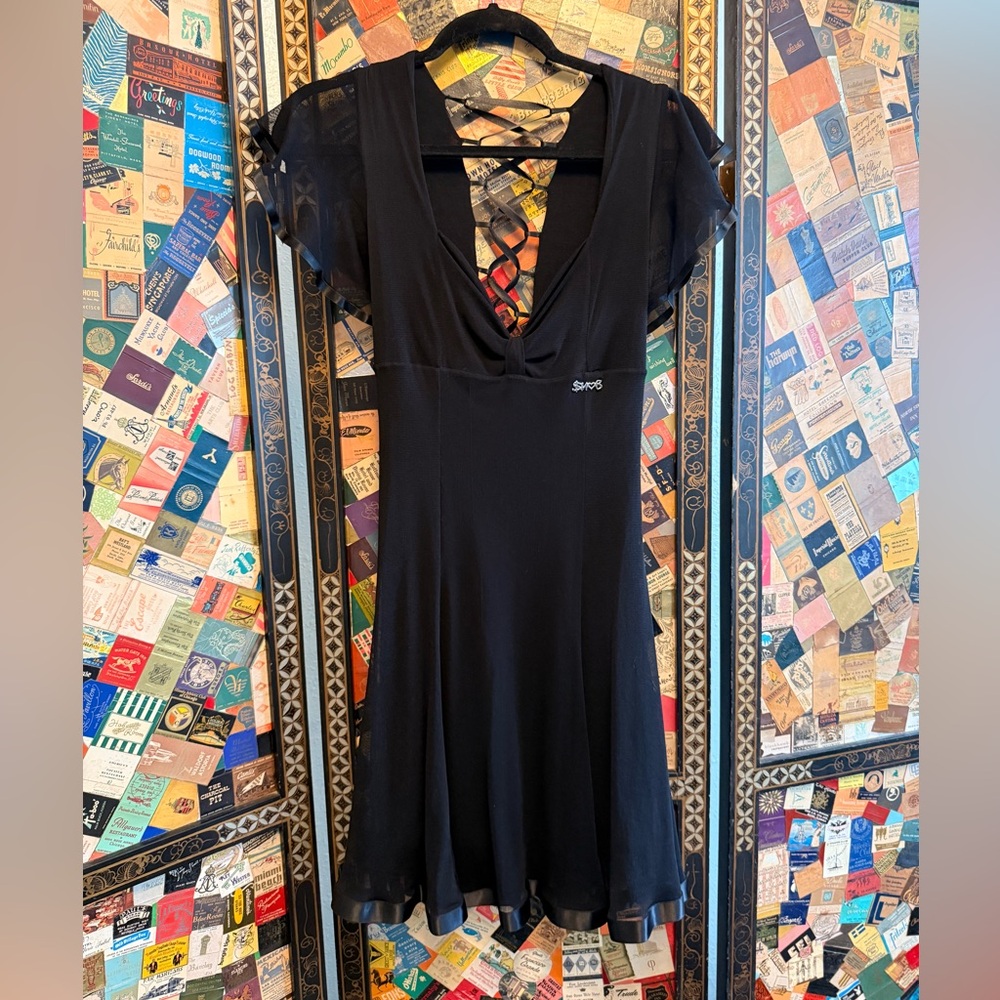 Monella Vagabonda Black Backless V-Neck Flutter Sleeve Dress
